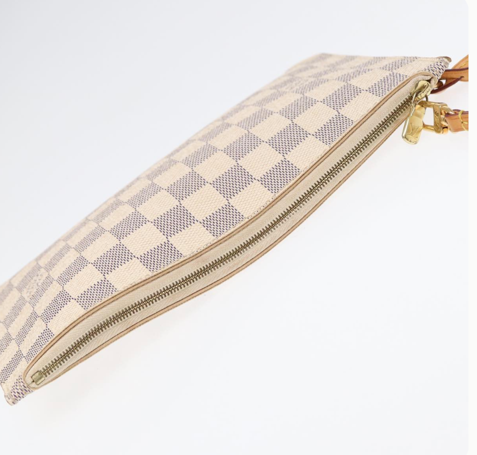 Louis Vuitton Wristlet Pochette Damier Azur Pouch White- excellent condition