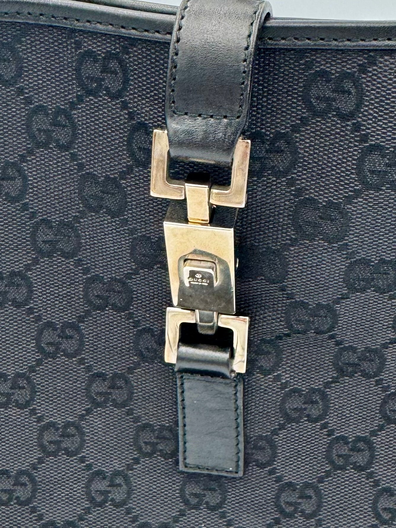 GUCCI JACKIE GG BLACK LEATHER CANVAS SHOULDER BAG - VERY GOOD CONDITION