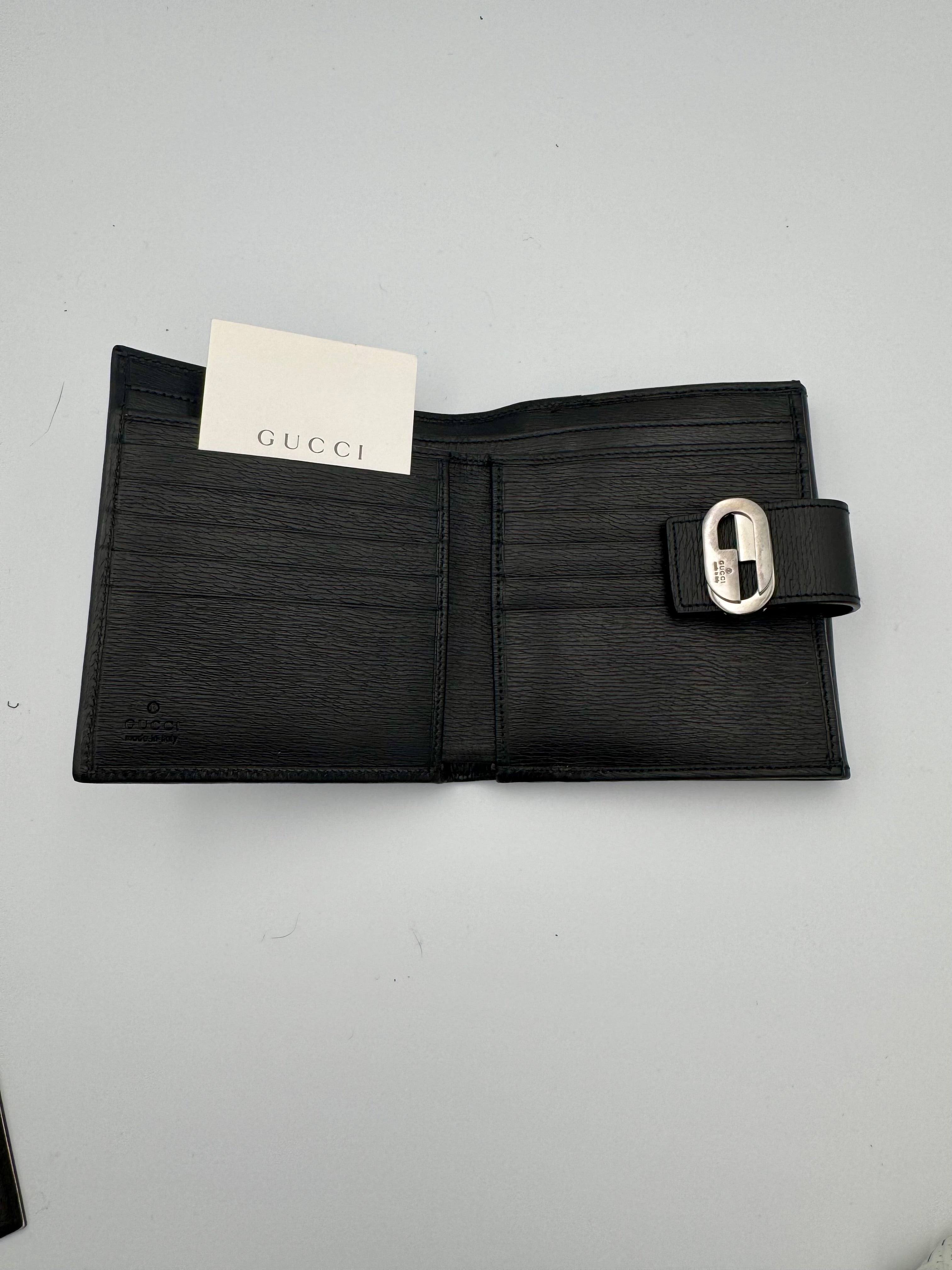 GUCCI BLACK LEATER WALLET -NEW