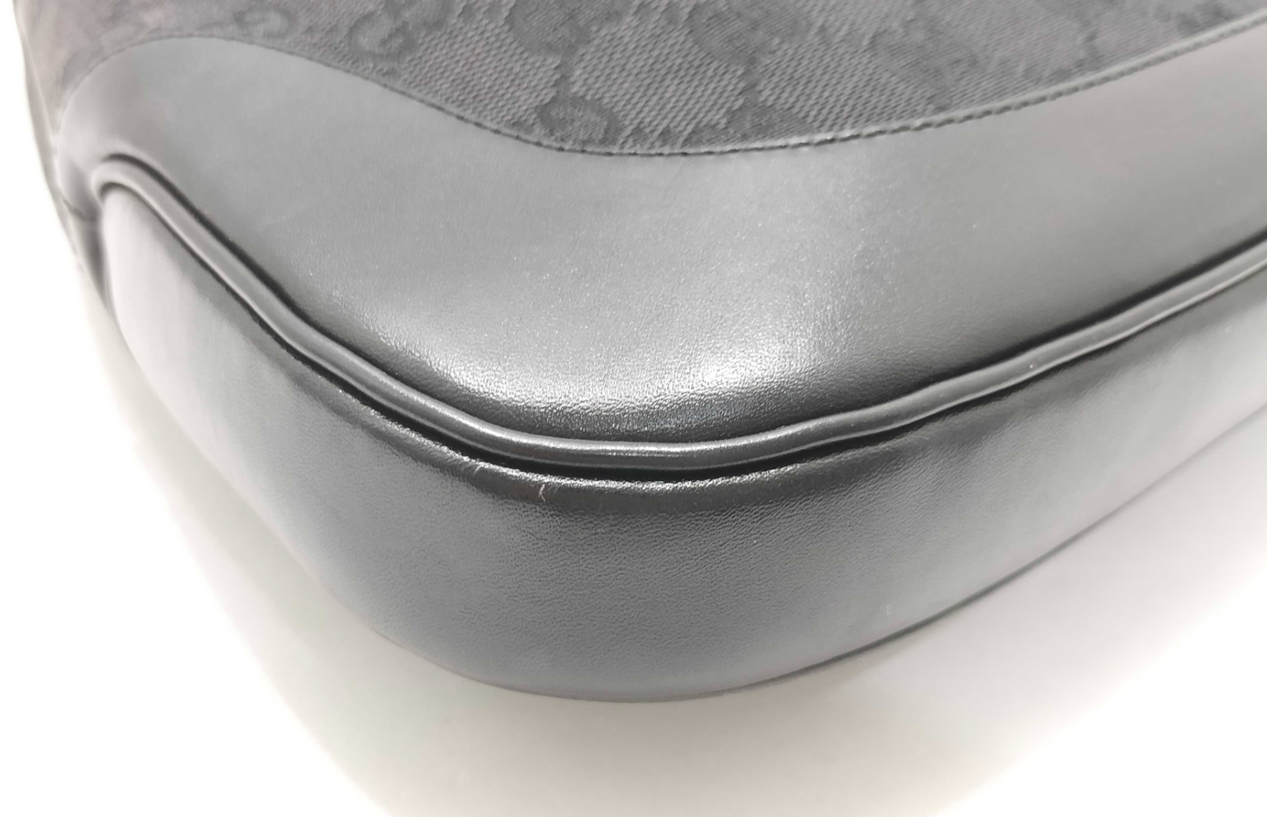 GUCCI JACKIE GG BLACK LEATHER CANVAS SHOULDER BAG - VERY GOOD CONDITION